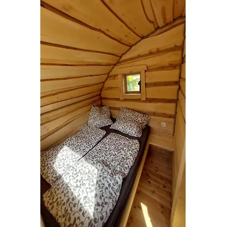 Eifelhuette Auf Dem Campingpark Kemping Waxweiler