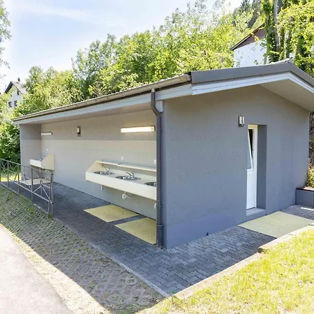 Kemping Eifelhuette Auf Dem Campingpark