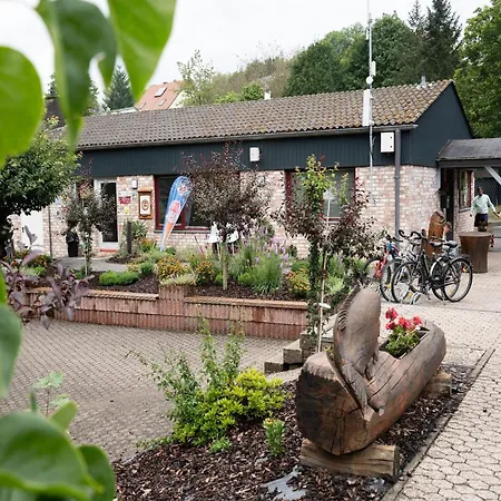 Eifelhuette Auf Dem Campingpark Waxweiler