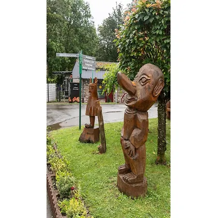 Eifelhuette Auf Dem Campingpark